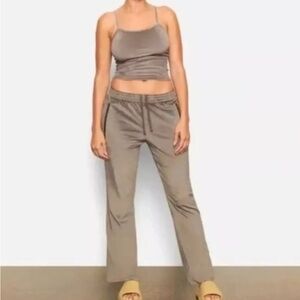 •SKIMS• Velour Track Pants Gold